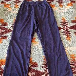 Men’s UnderArmour Navy Blue sweatpants Size Medium